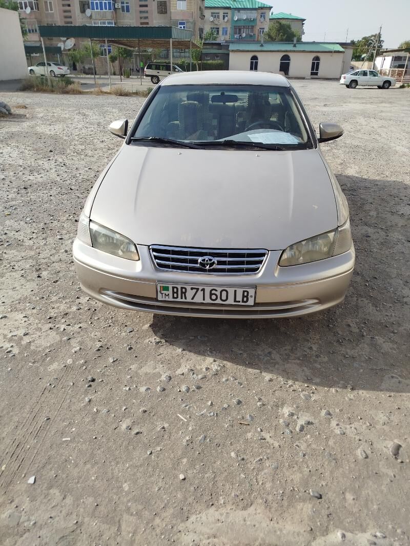 Toyota Camry 2000 - 124 000 TMT - Çärjew - img 5