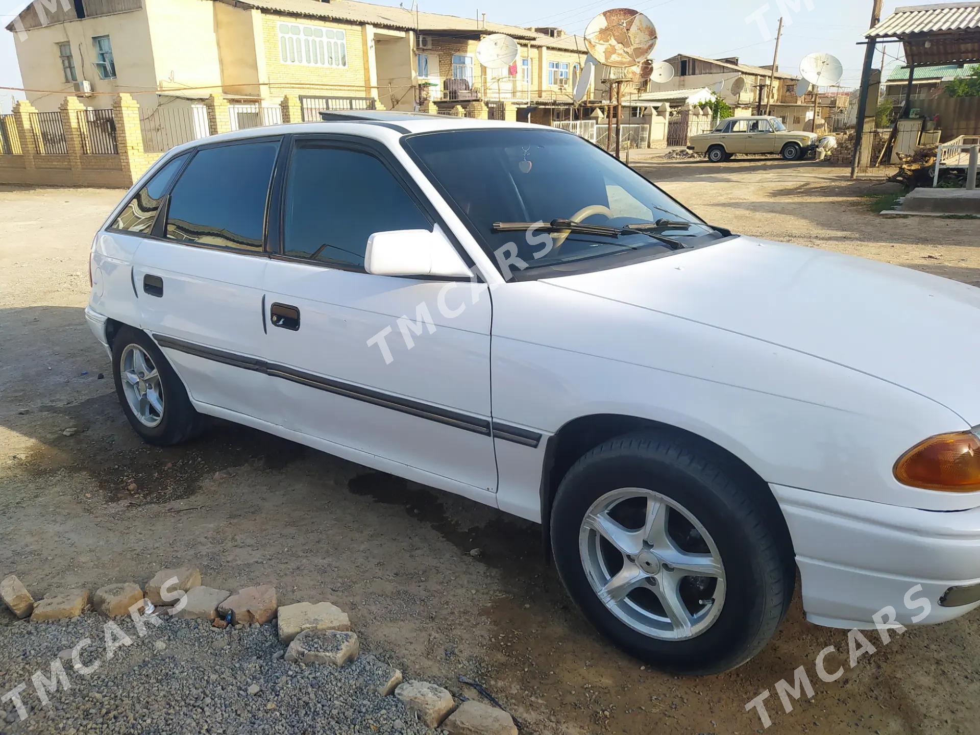Opel Astra 1992 - 27 000 TMT - Mary - img 6
