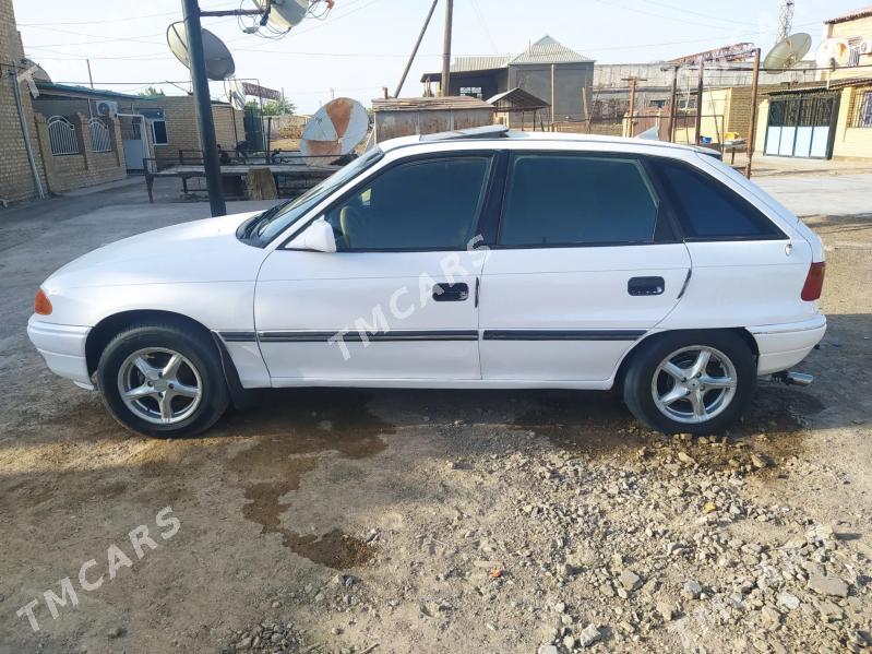 Opel Astra 1992 - 27 000 TMT - Mary - img 7