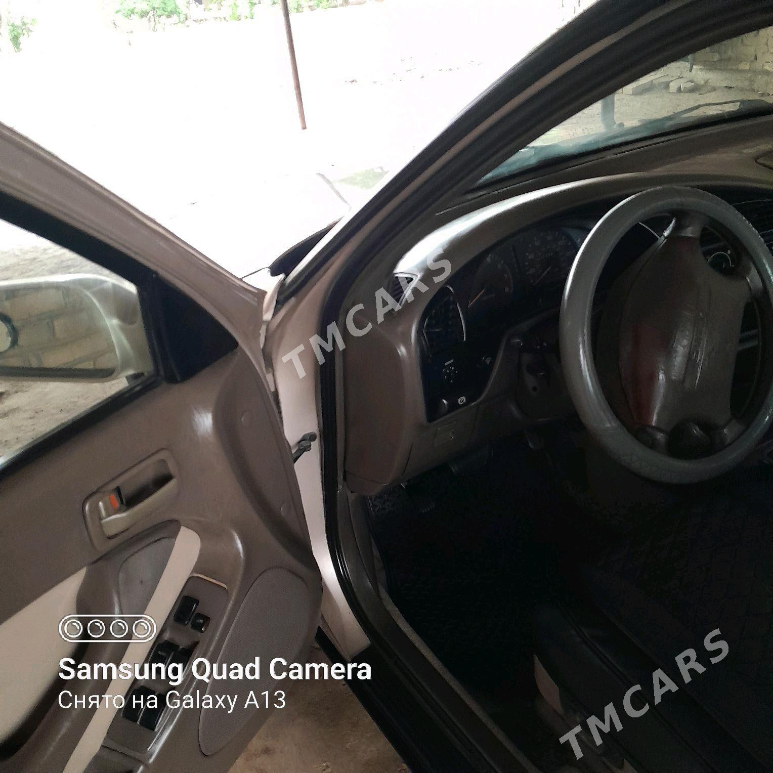 Toyota Camry 1996 - 100 000 TMT - Байрамали - img 10