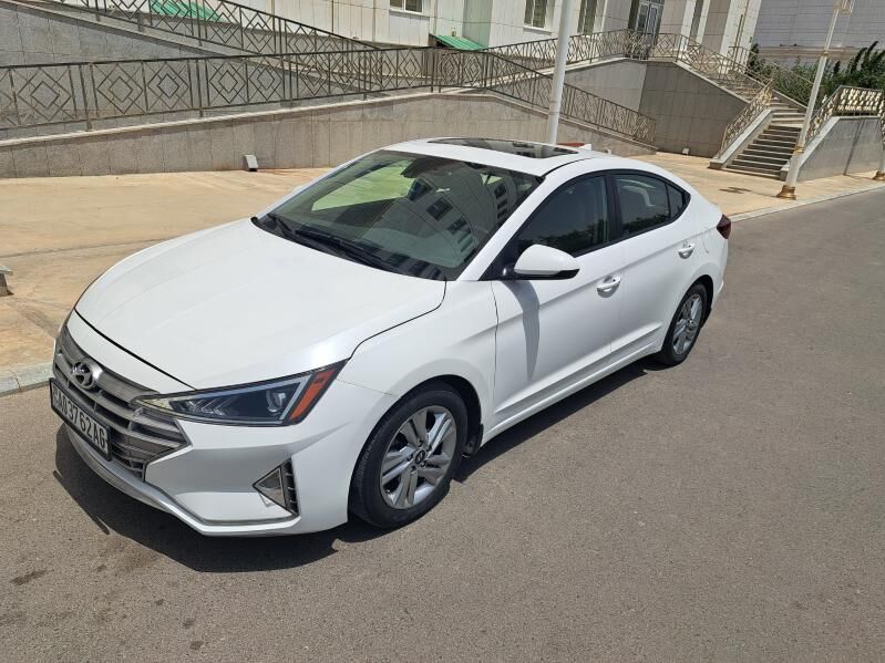 Hyundai Elantra 2020 - 235 000 TMT - Howdan "B" - img 4