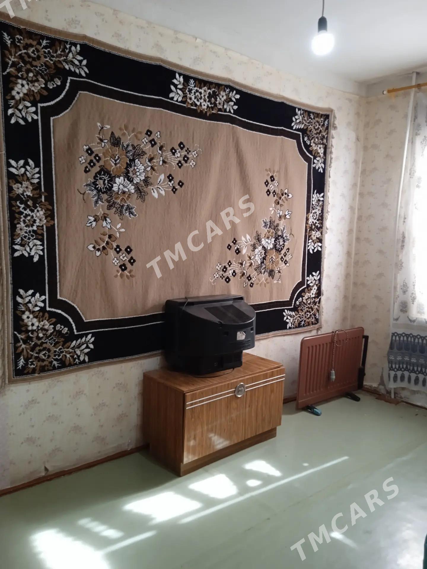 ПРОДАЁТСЯ КВАРТИРА - Туркменабат - img 2