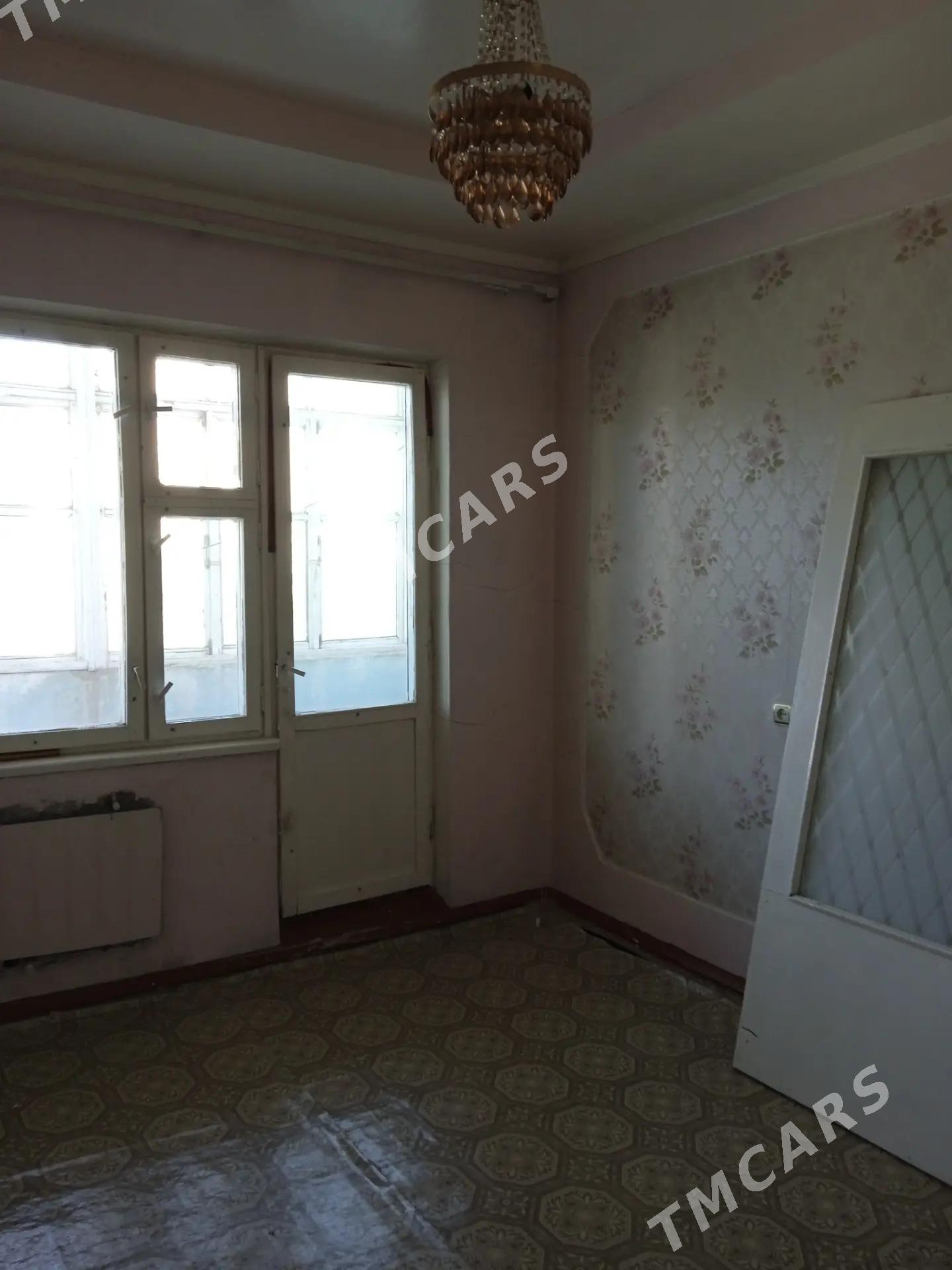 ПРОДАЁТСЯ КВАРТИРА - Туркменабат - img 5