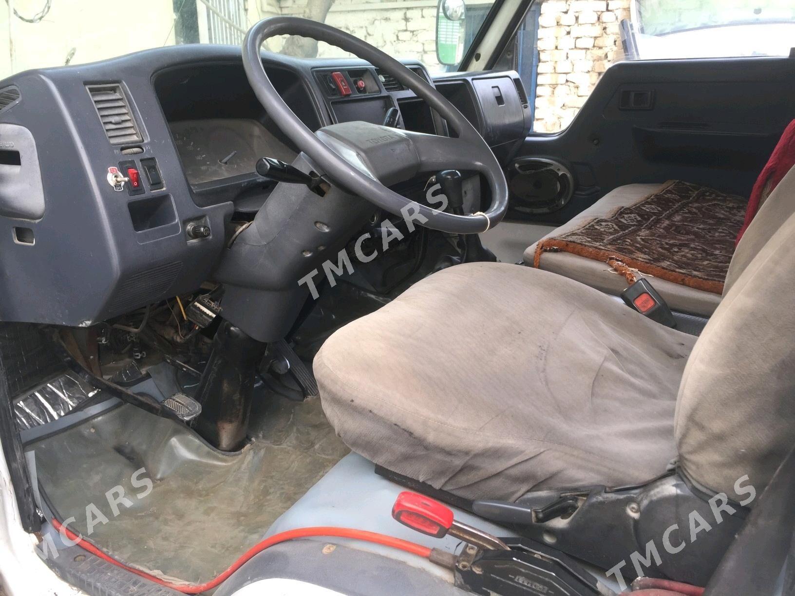 Toyota Dyna 2002 - 200 000 TMT - Ашхабад - img 2