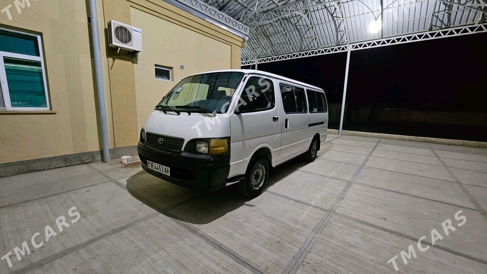 Toyota Hiace 2001 - 160 000 TMT - Бахарден - img 2