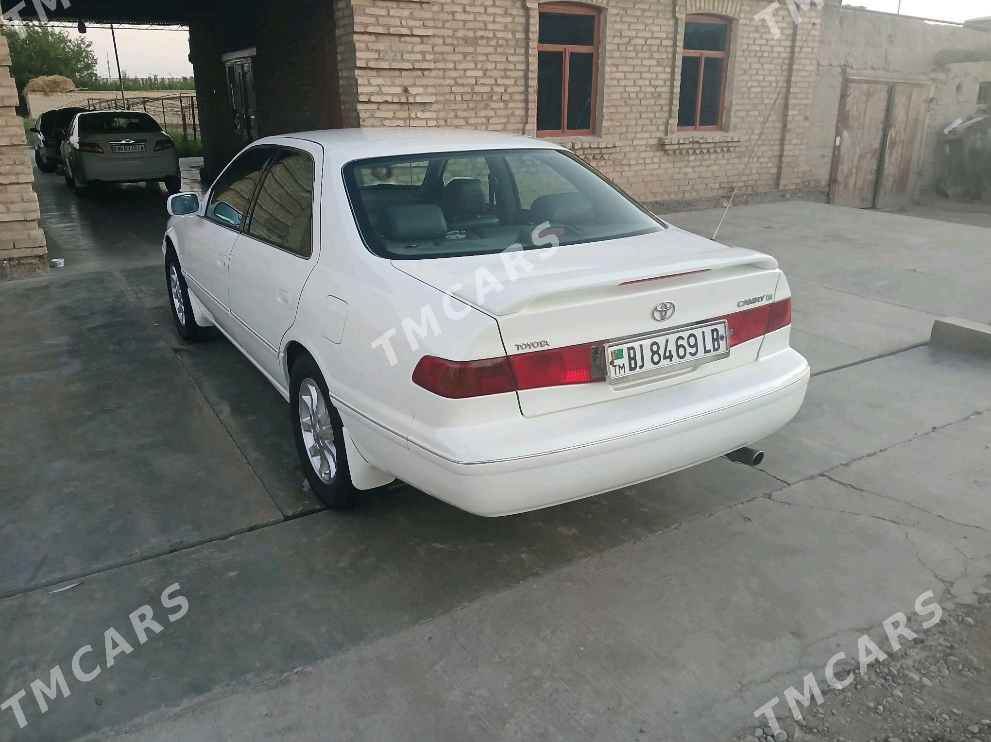 Toyota Camry 2001 - 145 000 TMT - Чарджоу - img 4