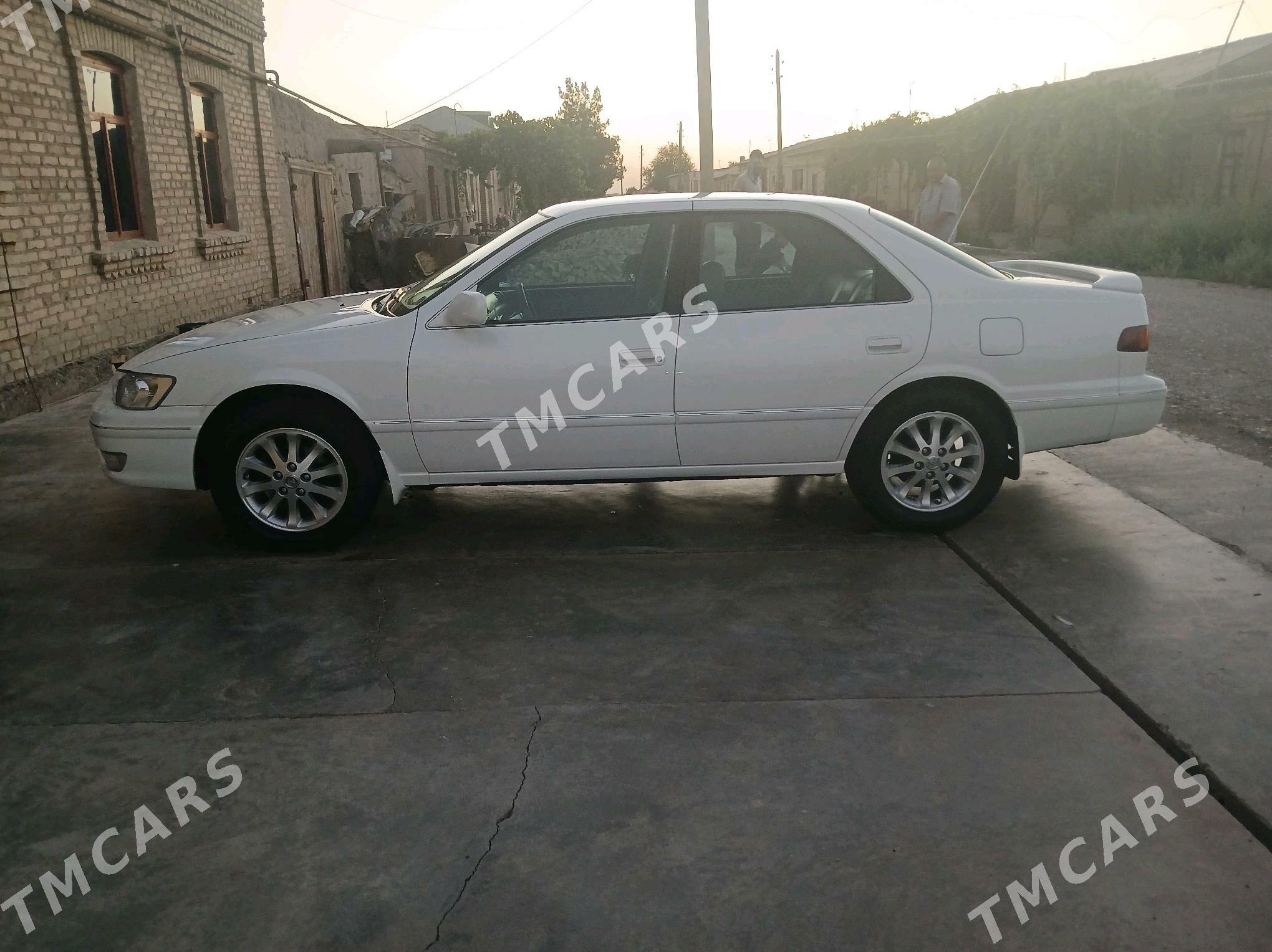 Toyota Camry 2001 - 145 000 TMT - Чарджоу - img 6