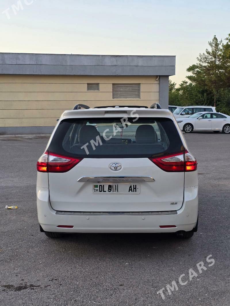 Toyota Sienna 2018 - 350 000 TMT - Гаудан "Б" - img 4