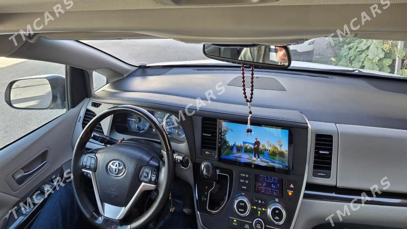 Toyota Sienna 2018 - 350 000 TMT - Гаудан "Б" - img 3