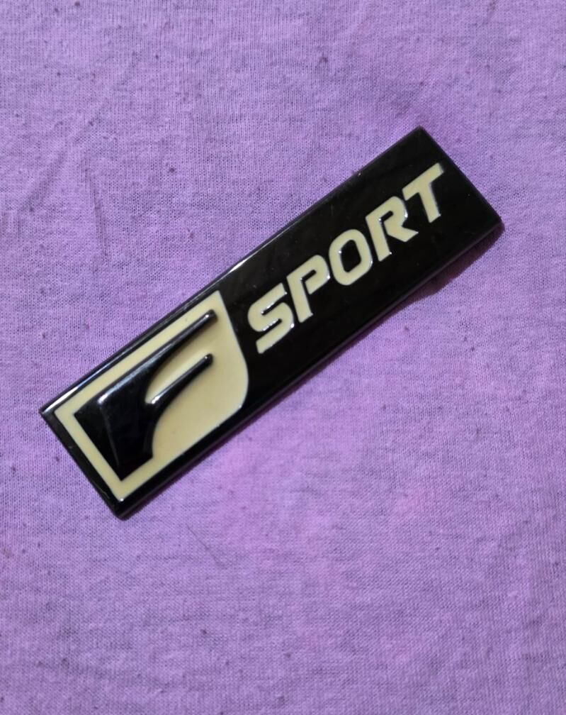 LEXUS F SPORT EMBLEM 100 TMT - Mary - img 2