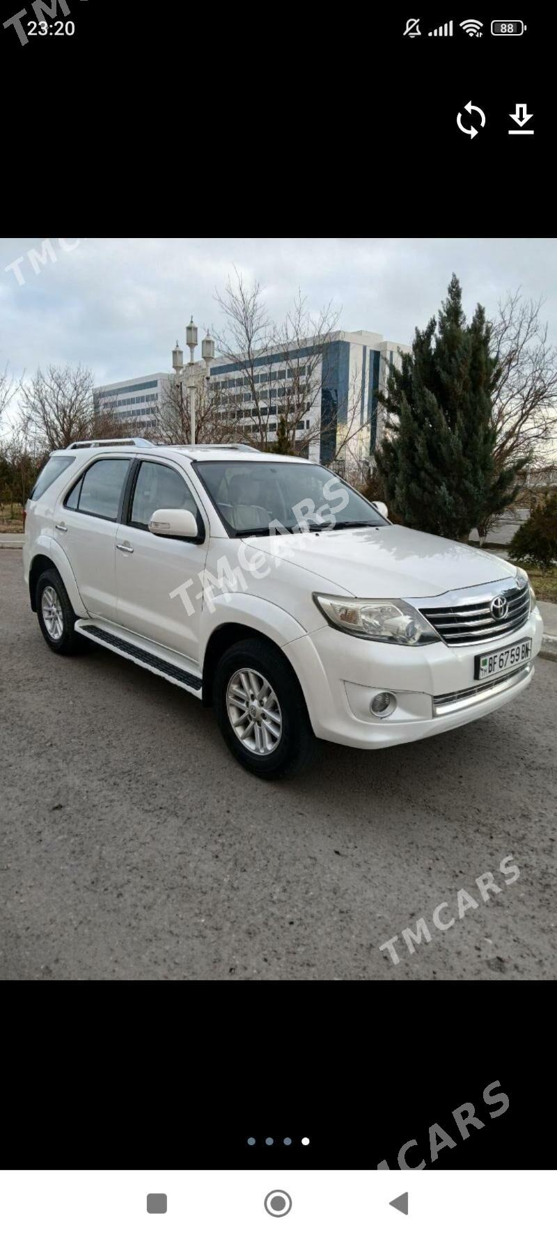 Toyota Fortuner 2013 - 300 000 TMT - Türkmenbaşy - img 4