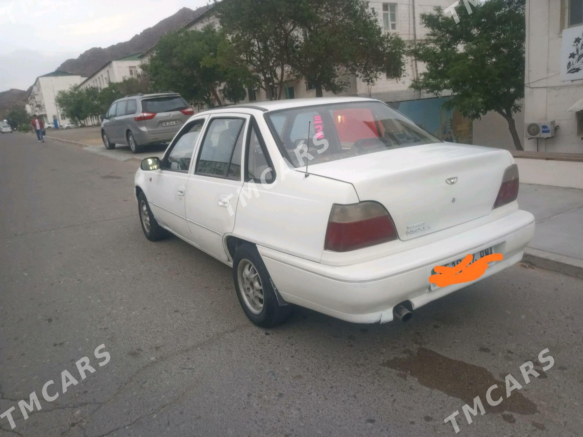 Daewoo Nexia 2001 - 30 000 TMT - Туркменбаши - img 2