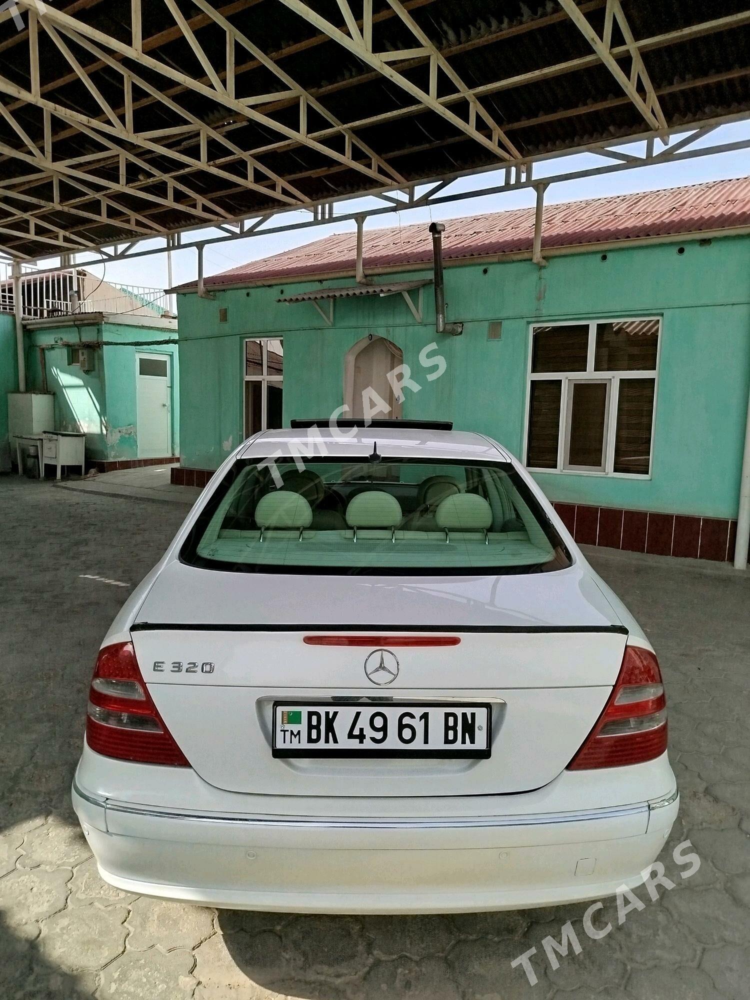 Mercedes-Benz E320 2004 - 121 000 TMT - Balkanabat - img 5