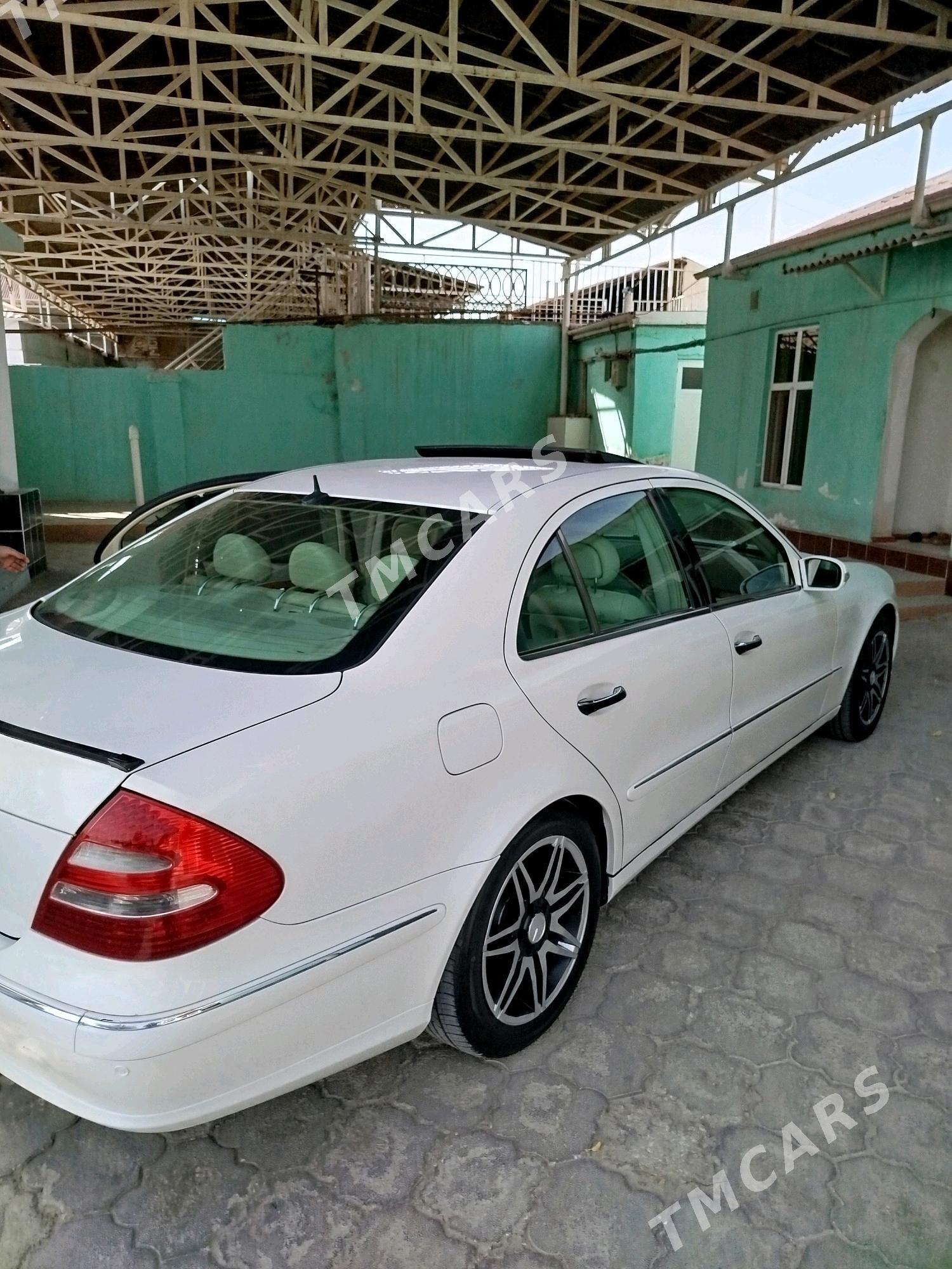 Mercedes-Benz E320 2004 - 121 000 TMT - Balkanabat - img 7