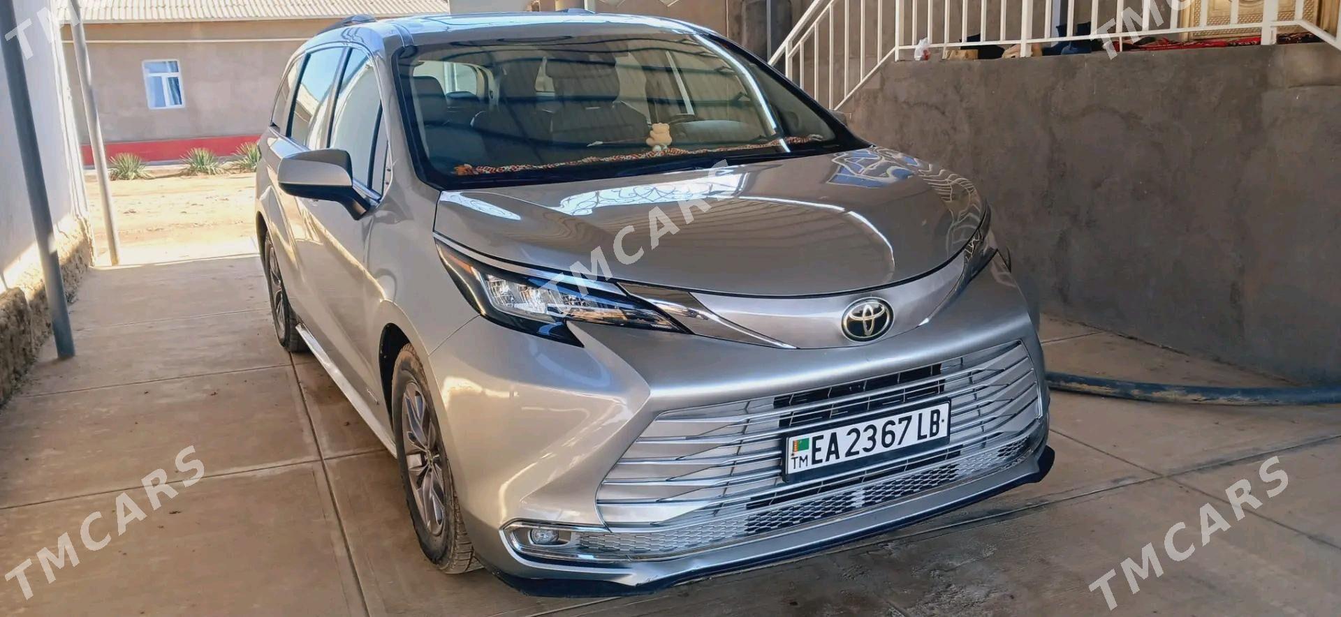 Toyota Sienna 2021 - 438 000 TMT - Köýtendag - img 8