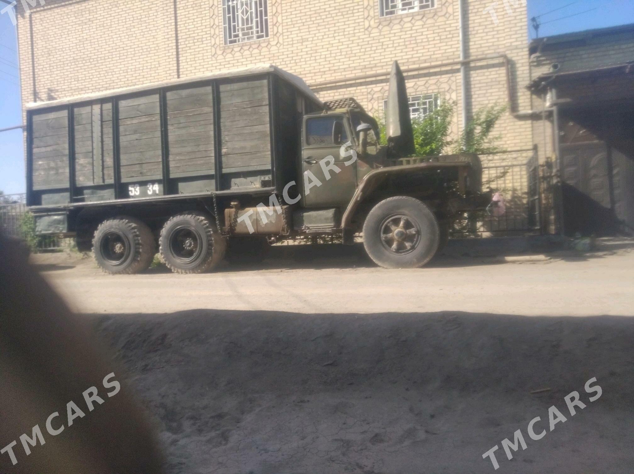 Ural 4320 1982 - 60 000 TMT - Sakarçäge - img 2