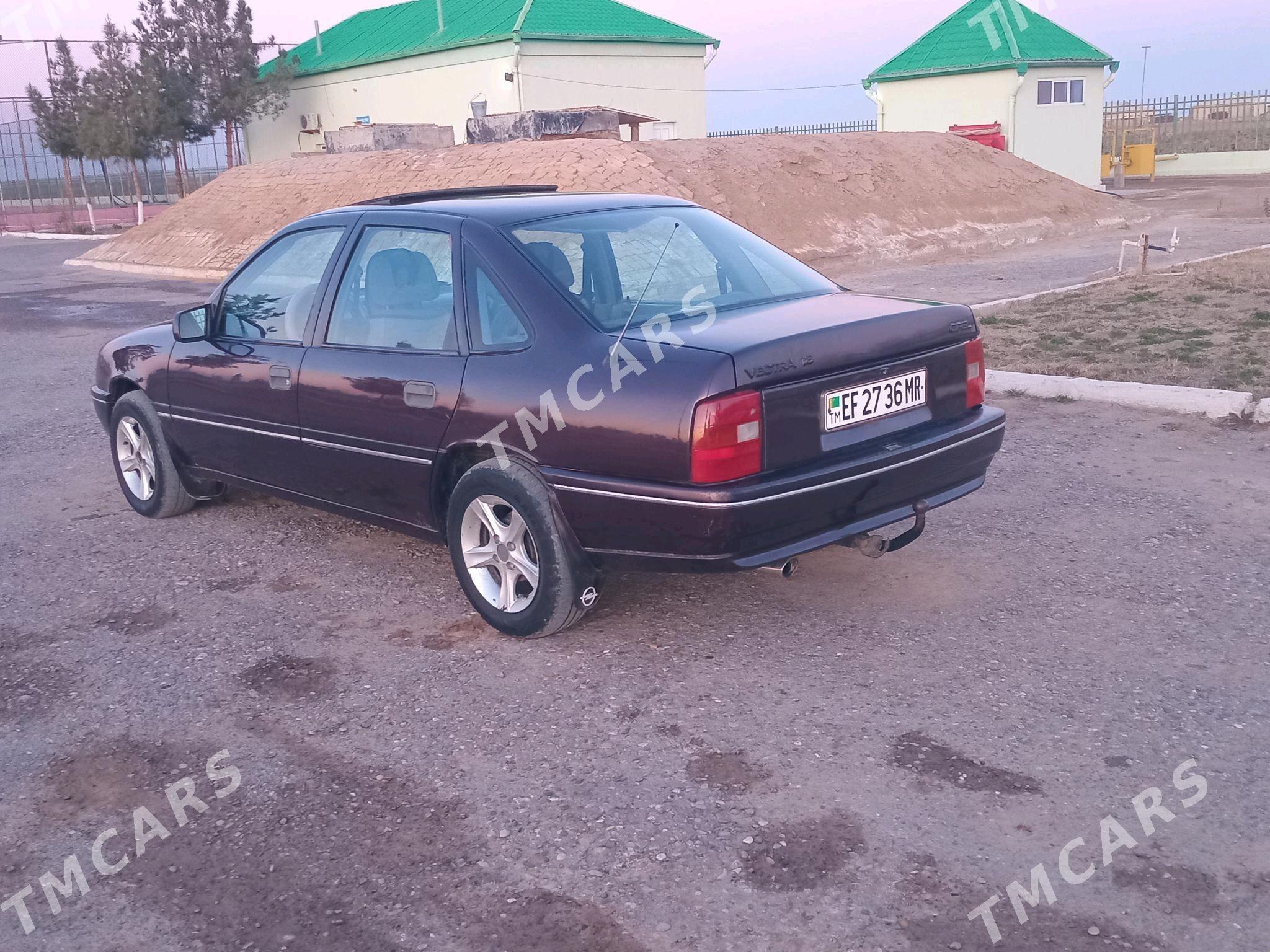 Opel Vectra 1990 - 32 000 TMT - Sakarçäge - img 2