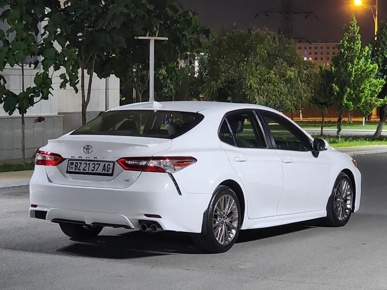 Toyota Camry 2019 - 284 000 TMT - Aşgabat - img 2