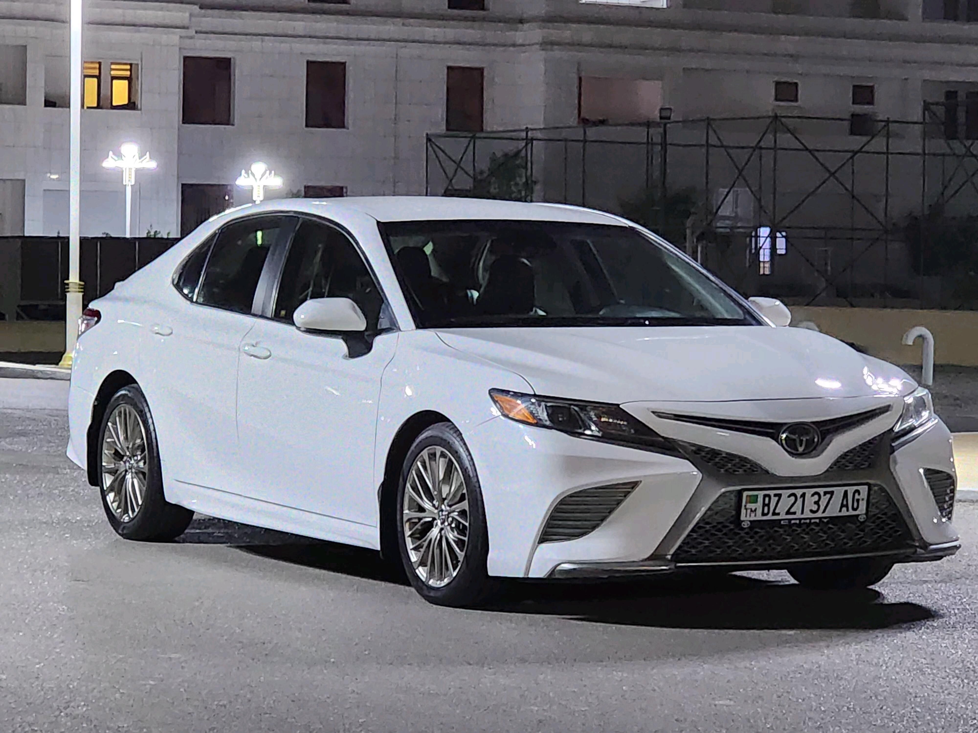 Toyota Camry 2019 - 284 000 TMT - Aşgabat - img 9