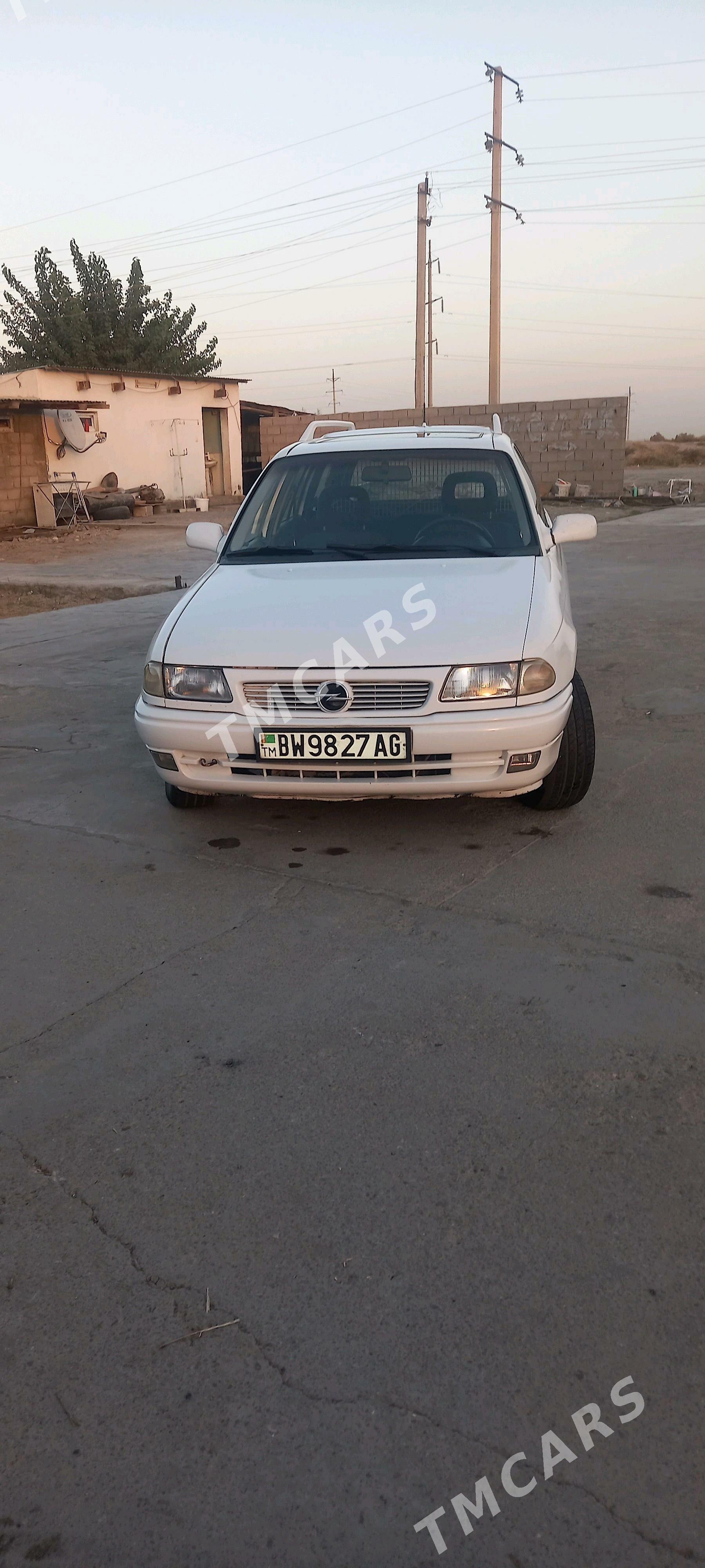 Opel Astra 1995 - 35 000 TMT - Çoganly - img 3