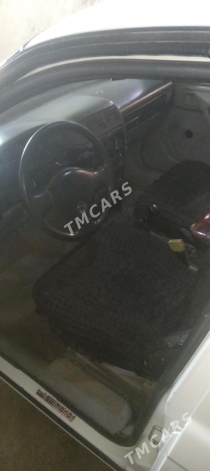 Opel Vectra 1990 - 40 000 TMT - Шабатский этрап - img 4