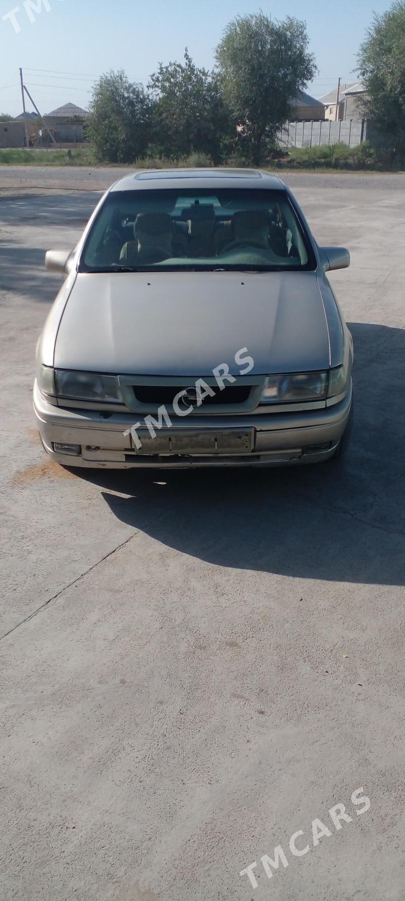 Opel Vectra 1991 - 31 000 TMT - Мары - img 4