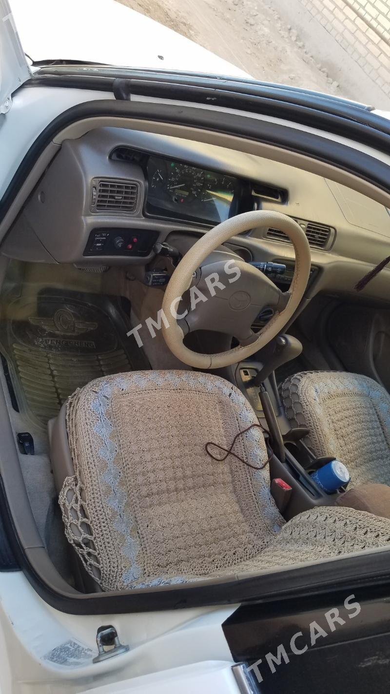 Toyota Camry 2000 - 132 000 TMT - Garabekewül - img 7