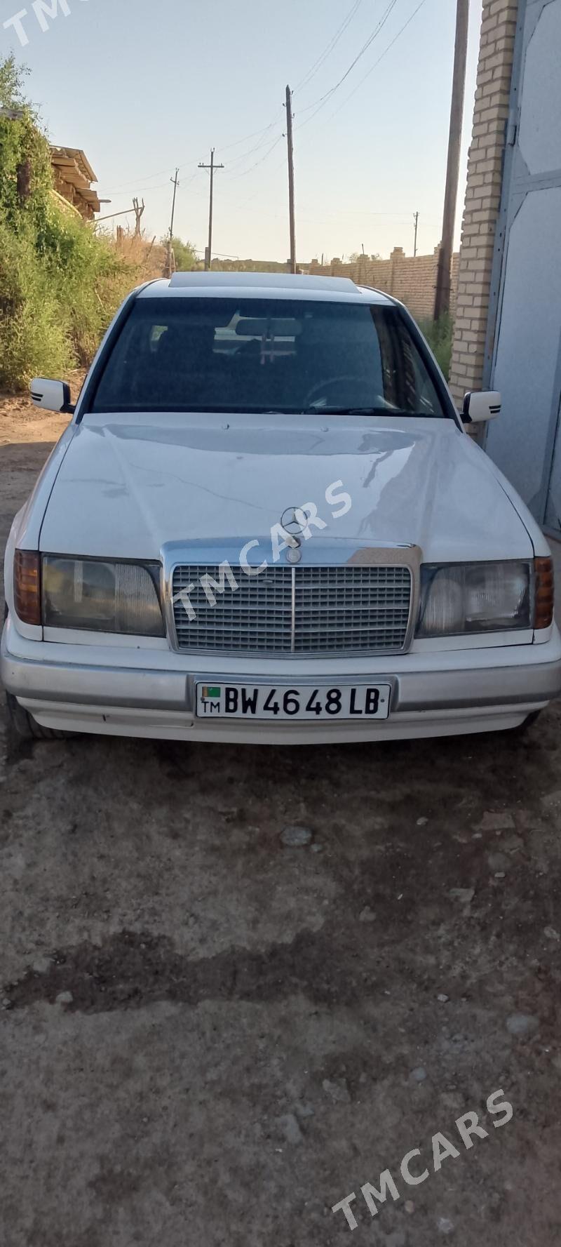 Mercedes-Benz 230E 1987 - 30 000 TMT - Туркменабат - img 2