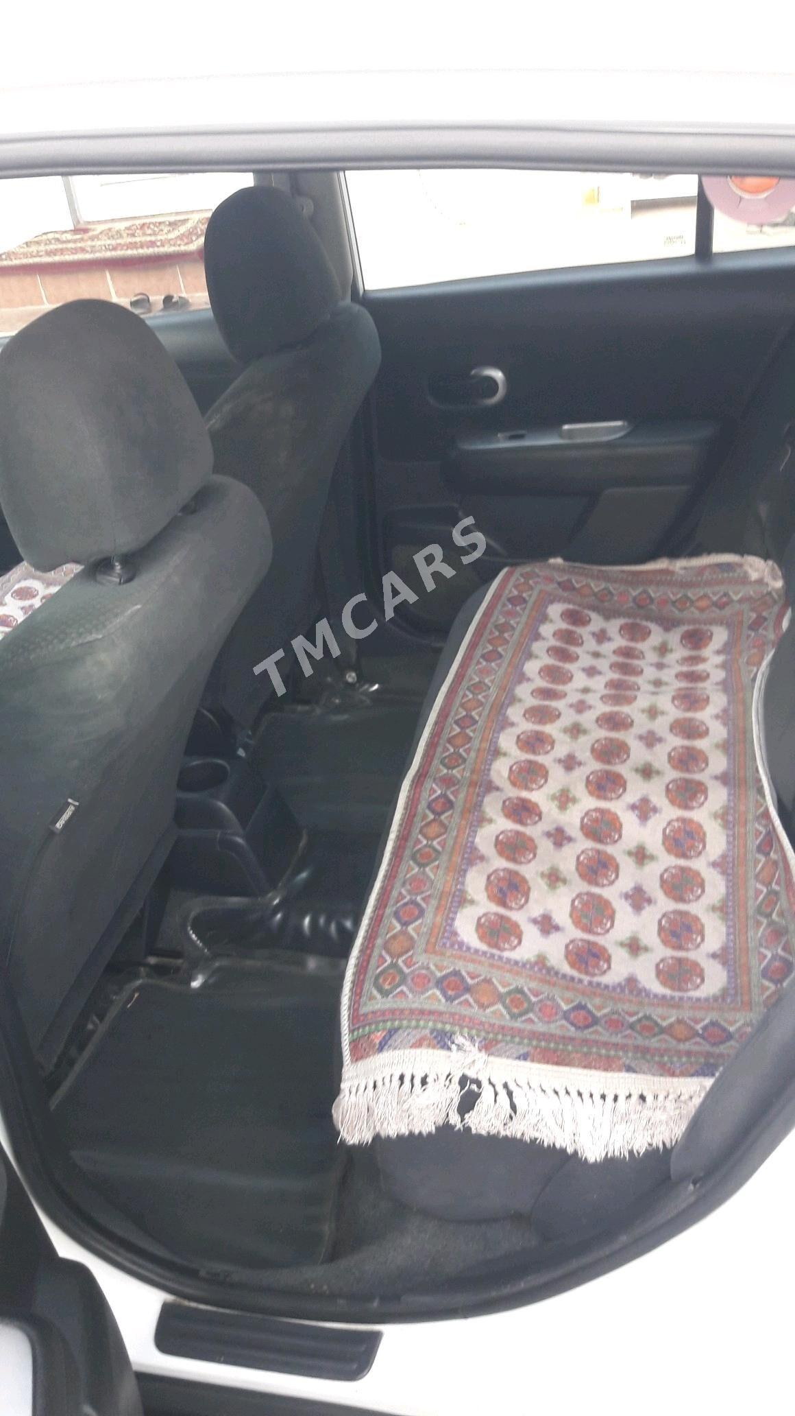Nissan Versa 2010 - 130 000 TMT - Ашхабад - img 5