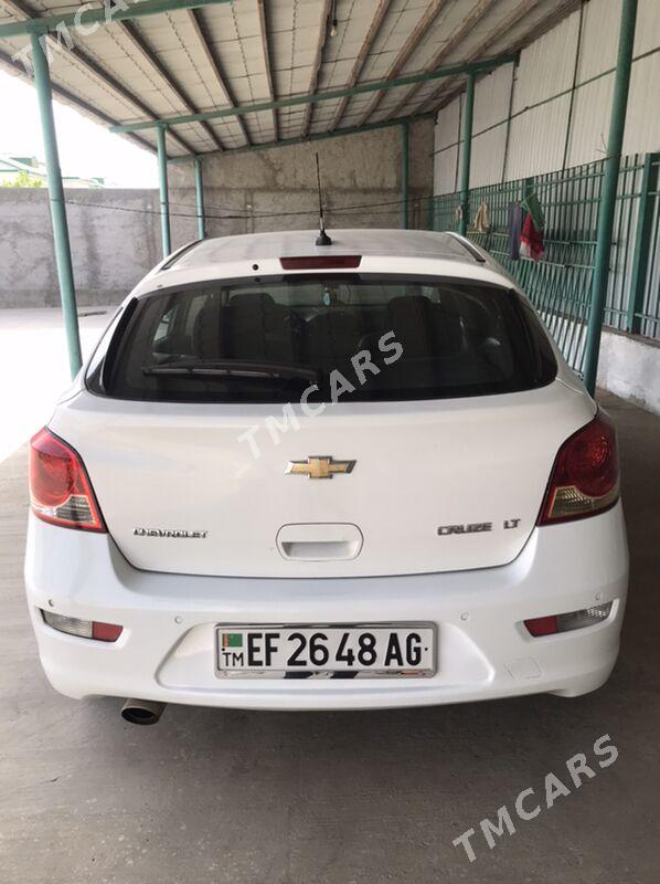 Chevrolet Cruze 2012 - 150 000 TMT - Тязе заман - img 4