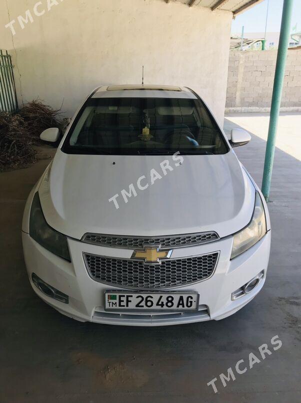 Chevrolet Cruze 2012 - 150 000 TMT - Тязе заман - img 5