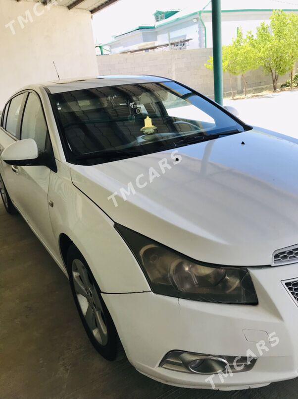 Chevrolet Cruze 2012 - 150 000 TMT - Тязе заман - img 6