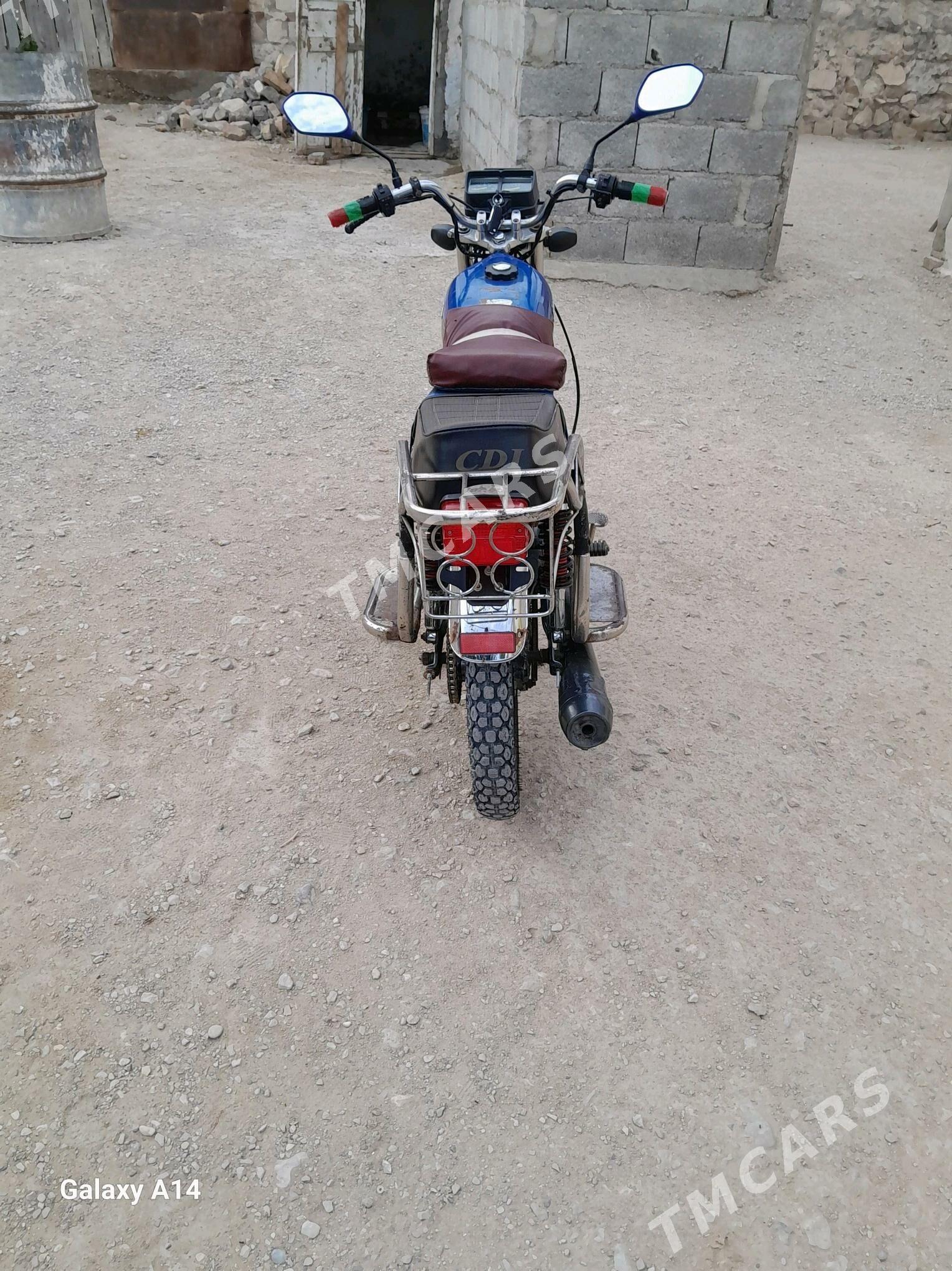 Fekon FK150-8G 2015 - 8 400 TMT - Balkanabat - img 3