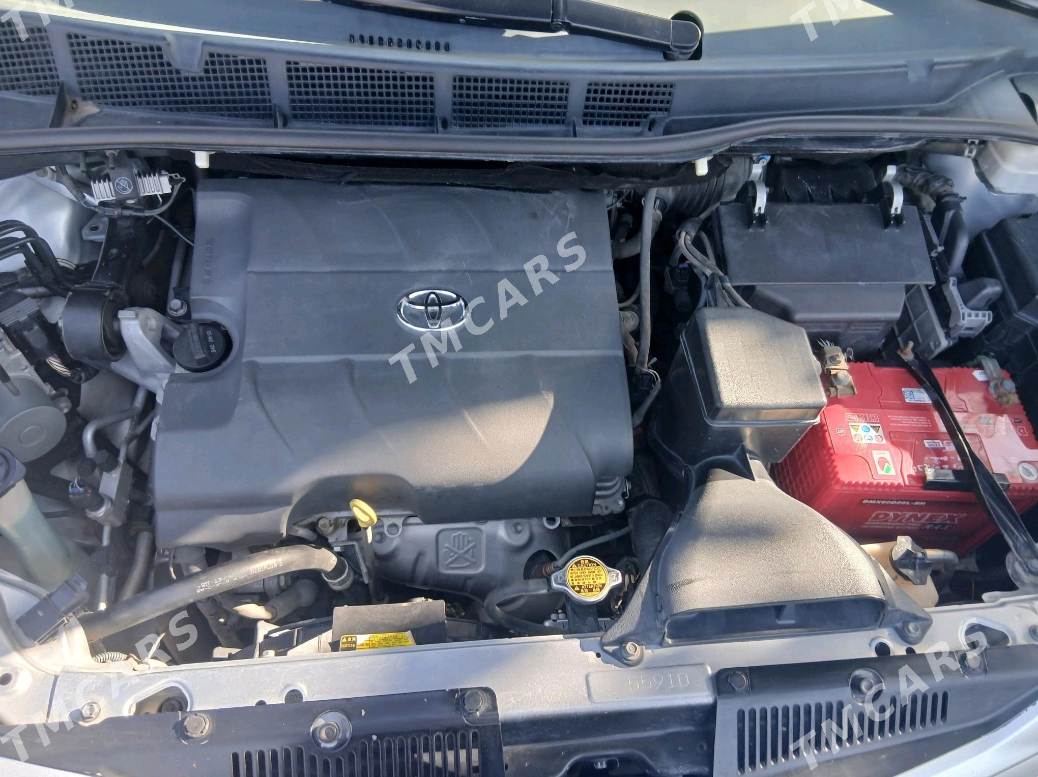 Toyota Sienna 2014 - 315 000 TMT - Saýat - img 3