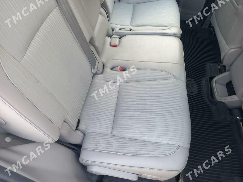 Toyota Highlander 2017 - 420 000 TMT - Ашхабад - img 4