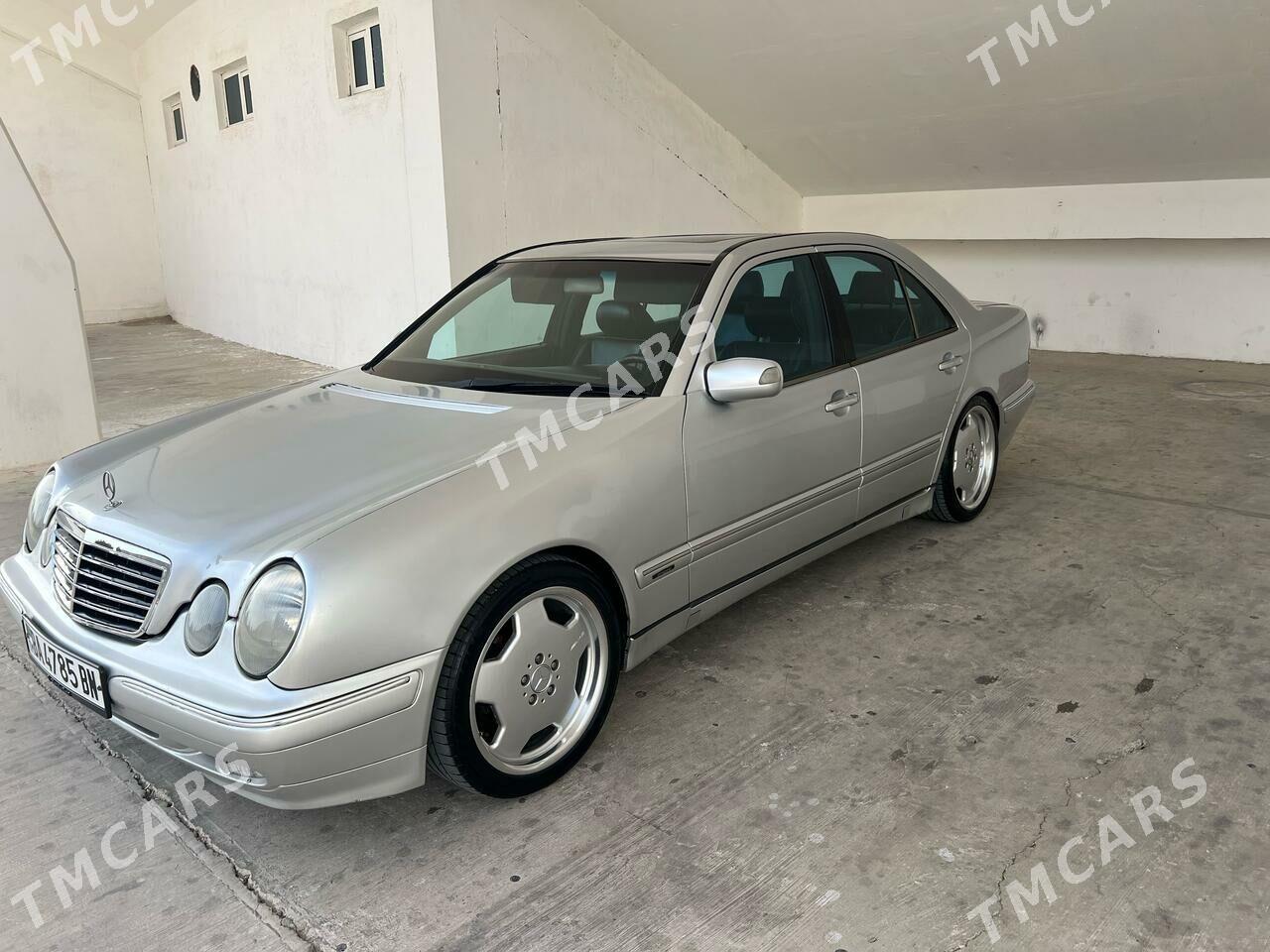 Mercedes-Benz E320 2001 - 109 000 TMT - Balkanabat - img 5