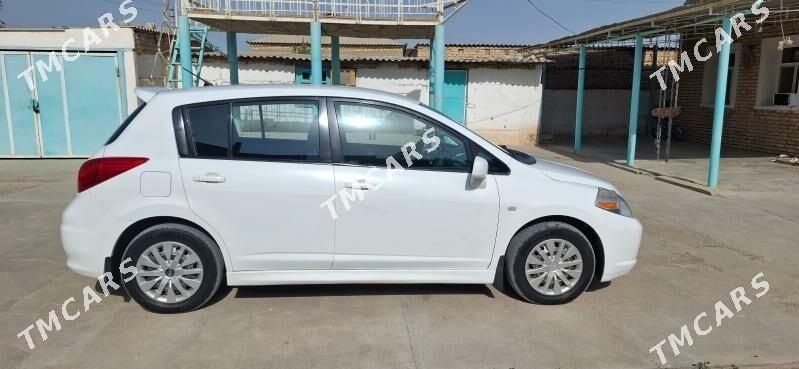 Nissan Versa 2010 - 120 000 TMT - Kaka - img 6