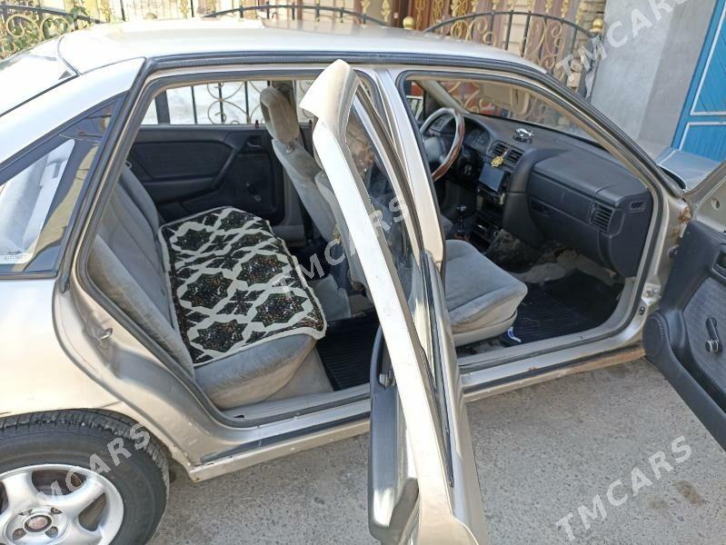 Opel Vectra 1990 - 35 000 TMT - Çärjew - img 3