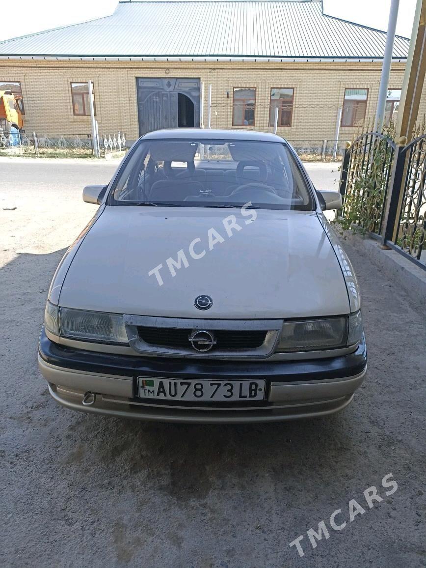 Opel Vectra 1990 - 35 000 TMT - Çärjew - img 6