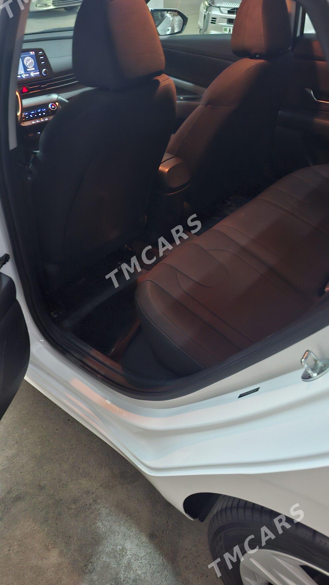 Hyundai Elantra 2022 - 255 000 TMT - 15-nji tapgyr - img 6