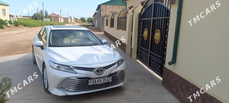 Toyota Camry 2020 - 525 000 TMT - Türkmenbaşy etr. - img 10