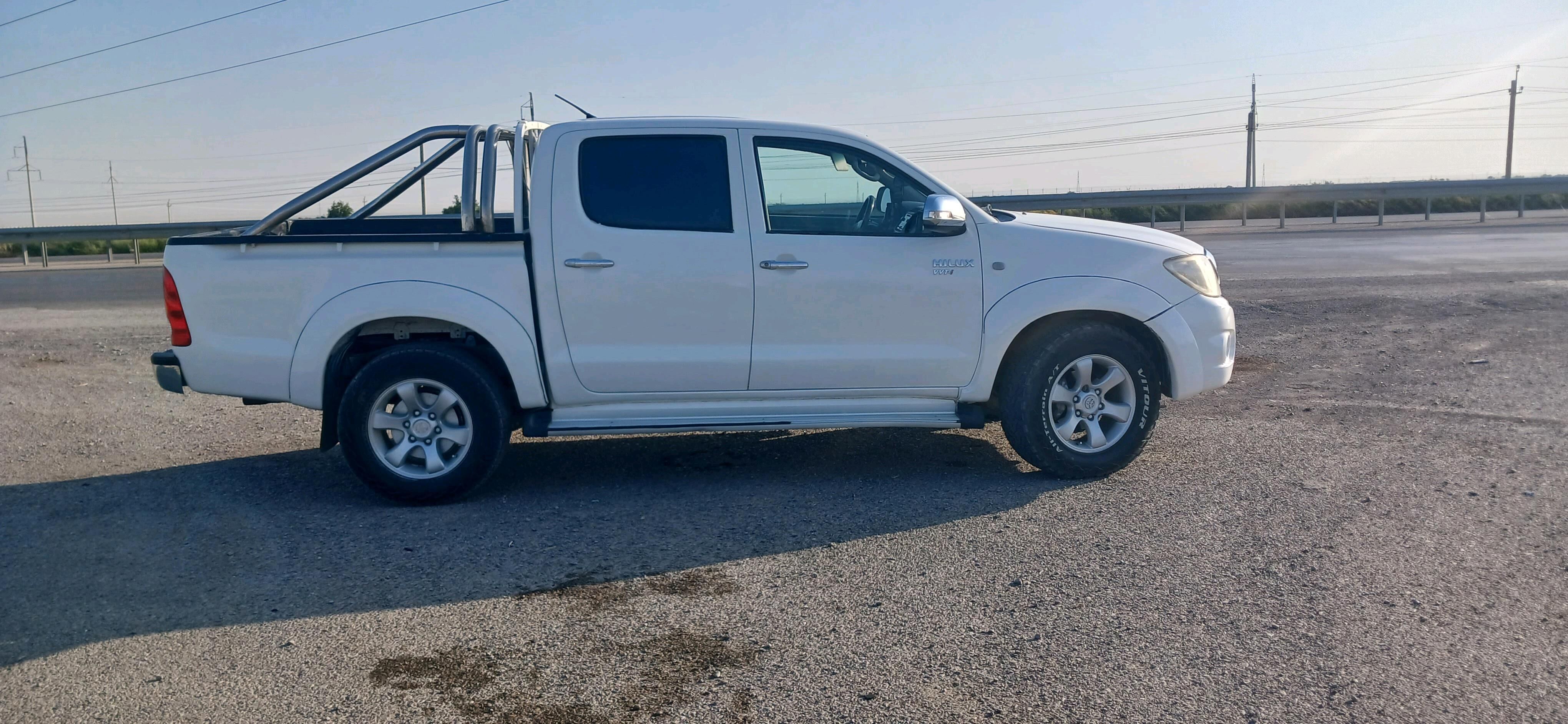 Toyota Hilux 2006 - 190 000 TMT - Кака - img 4