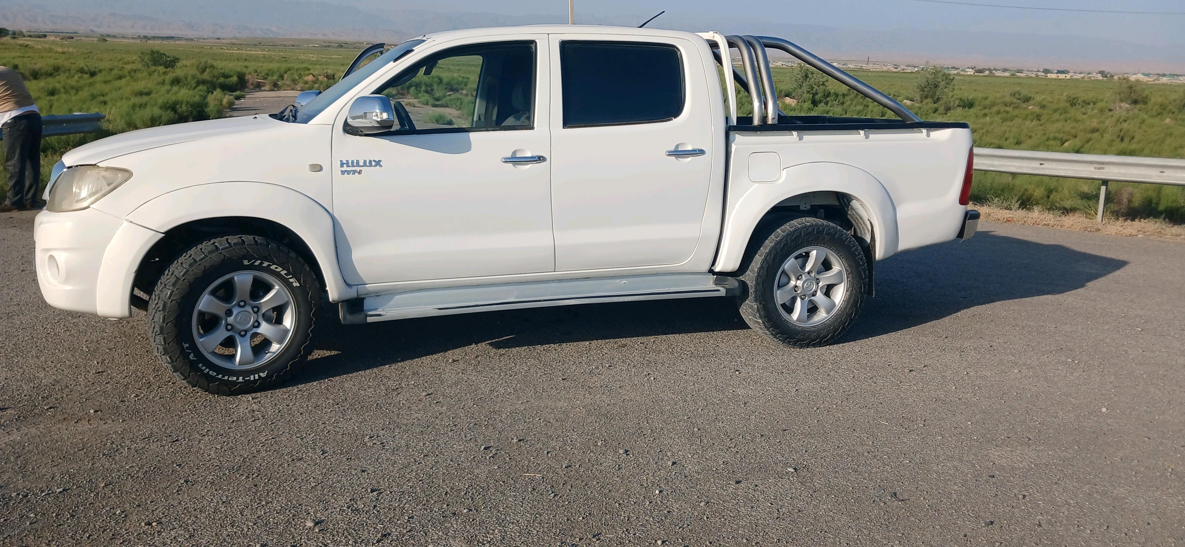 Toyota Hilux 2006 - 190 000 TMT - Кака - img 5