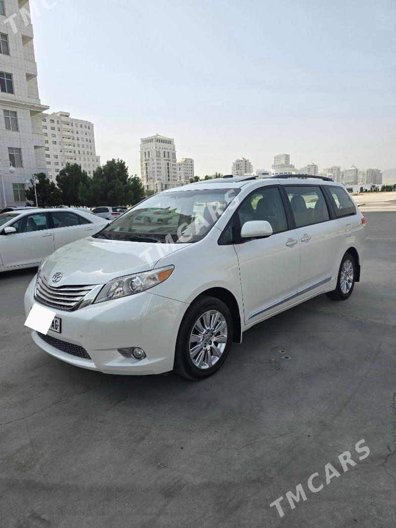 Toyota Sienna 2011 - 320 000 TMT - 1 мкр - img 5
