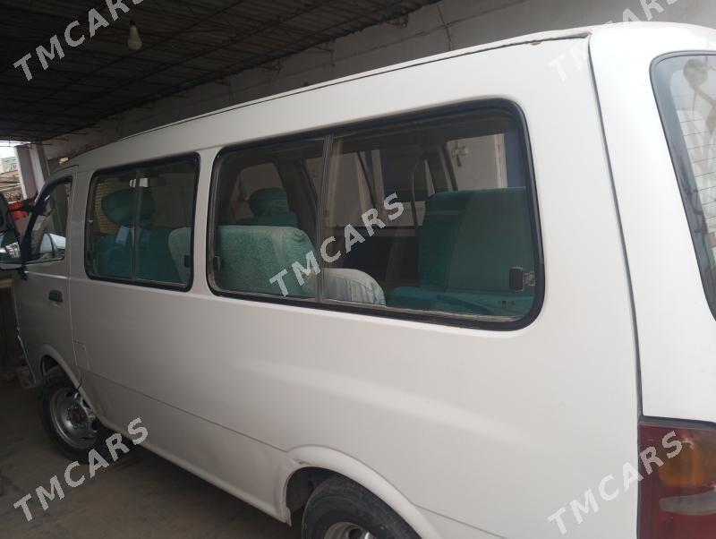 Toyota Hiace 2004 - 75 000 TMT - Türkmenabat - img 5