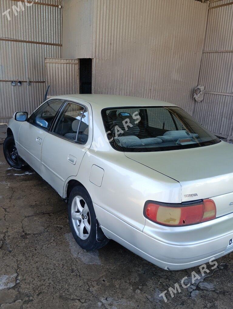 Toyota Camry 1992 - 75 000 TMT - Saýat - img 2