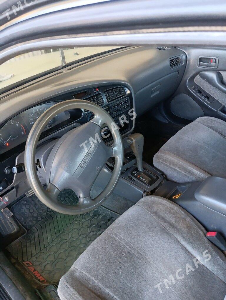 Toyota Camry 1992 - 75 000 TMT - Saýat - img 5