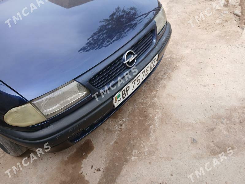 Opel Astra 1994 - 38 000 TMT - Daşoguz - img 4