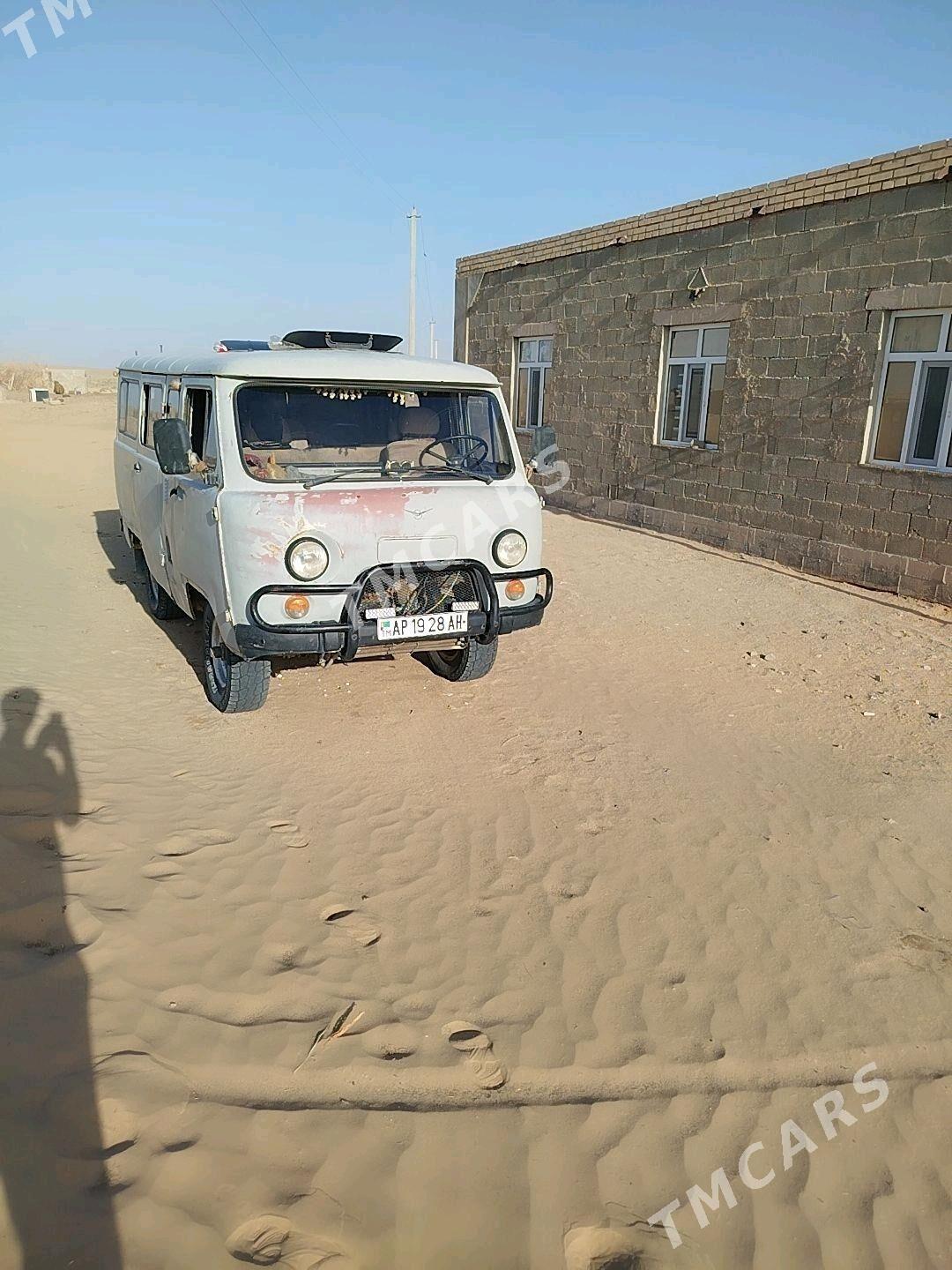 UAZ 2206 2002 - 45 000 TMT - Гёкдепе - img 3