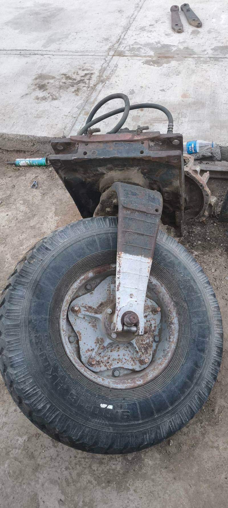 Traktor. belerus 12 000 TMT - Büzmeýin - img 3